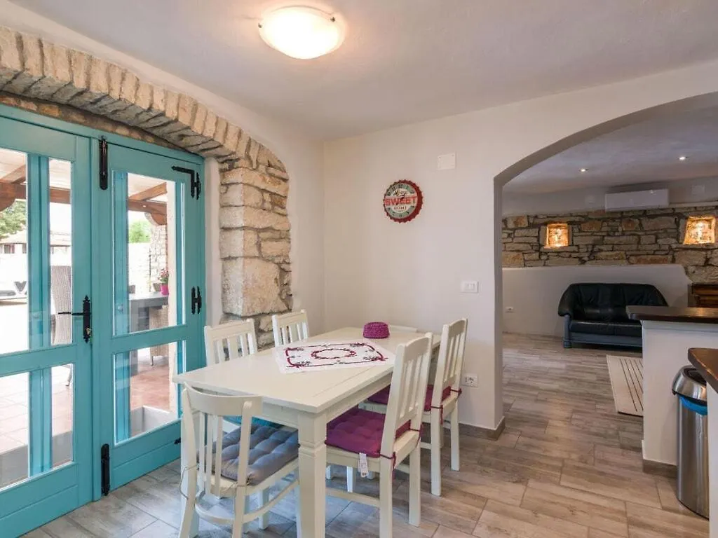 Villa Lamusica Comfortable Holiday Residence Svetvincenat