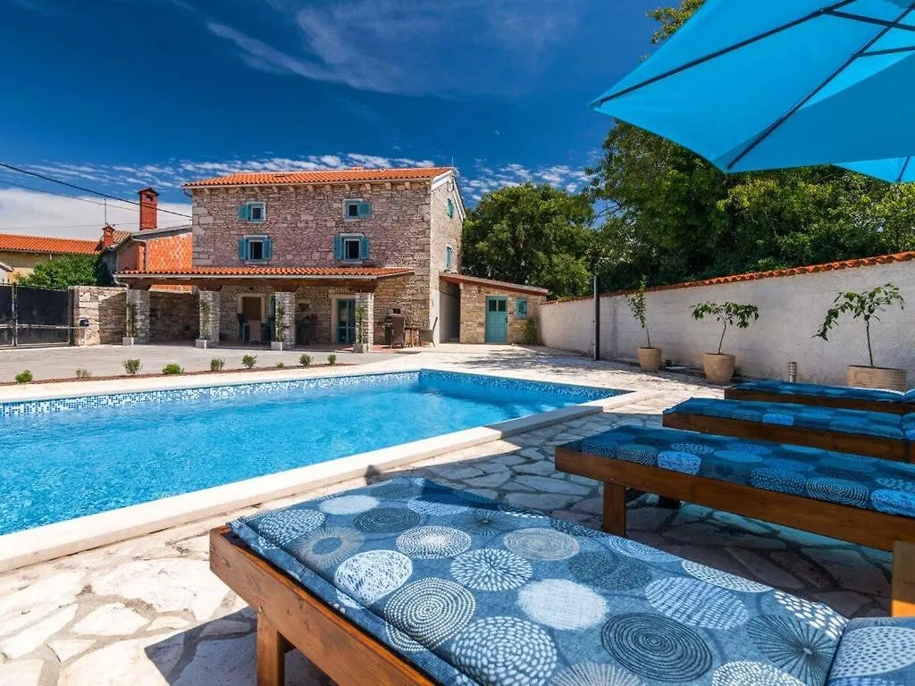 Villa Lamusica Comfortable Holiday Residence Svetvincenat Croatia